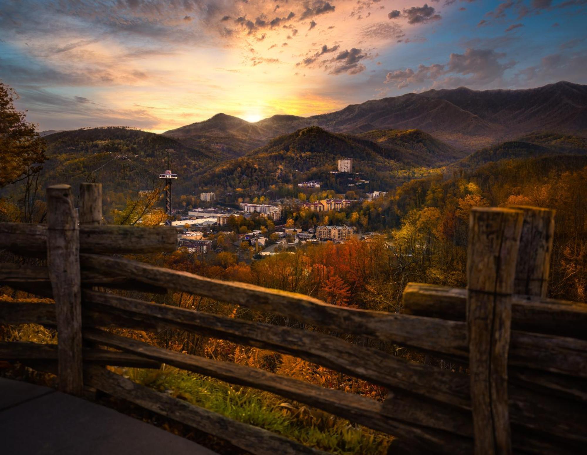 The Nuthouse Ii, Pool Table, Wifi, 1089 Free Tickets Each Paid Day, Dollywood And More Sevierville Bagian luar foto