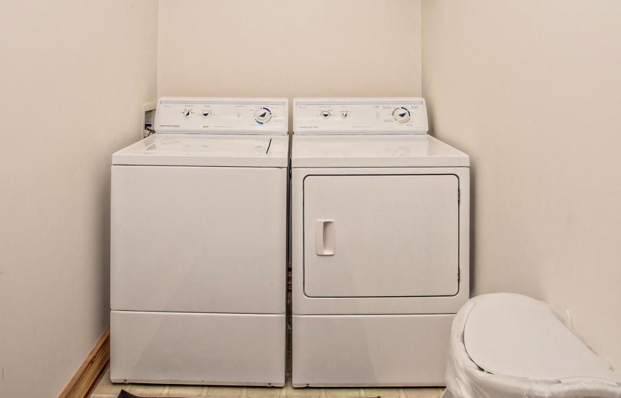 The Nuthouse Ii, Pool Table, Wifi, 1089 Free Tickets Each Paid Day, Dollywood And More Sevierville Bagian luar foto